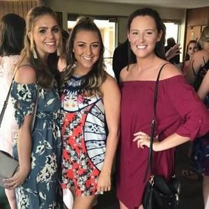 Meet your Posher, Claire